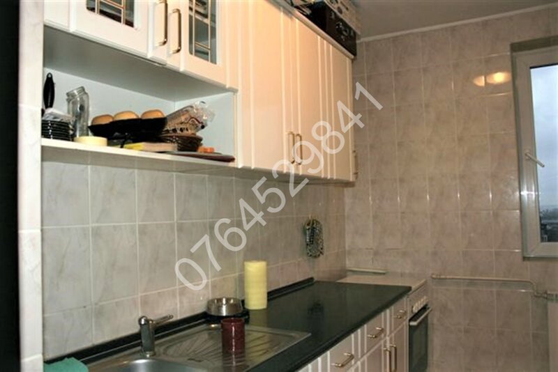 Bd. Ion Mihalache, sector 1, vis a vis metrou 1Mai, renovat, bl. reabilitat